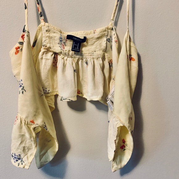 Forever 21 floral crop top. Never used. - Picture 3 of 4